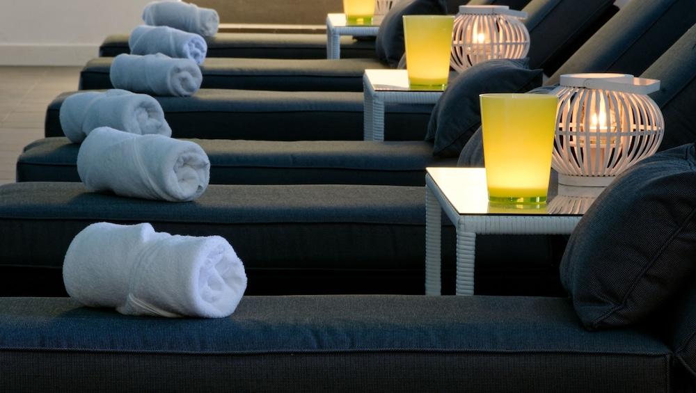 Open Village Sports Hotel & Spa Club غيمارايش المظهر الخارجي الصورة