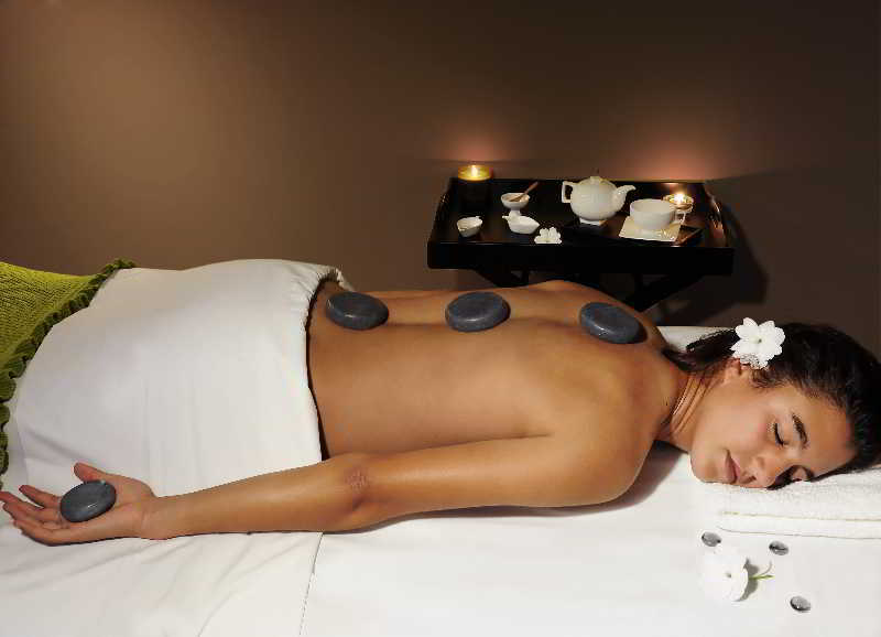 Open Village Sports Hotel & Spa Club غيمارايش المظهر الخارجي الصورة